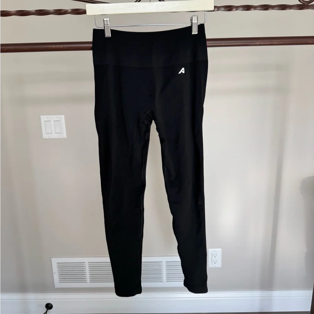 Alphalete ‘Pump Mid Rise Legging’, L - Picture 3 of 5